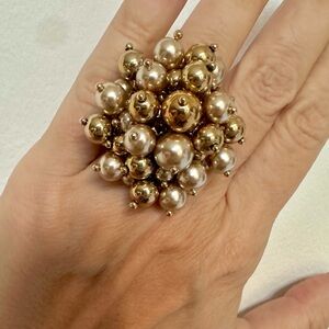 Large gold and pearl cluster cocktail ring 7-7.5